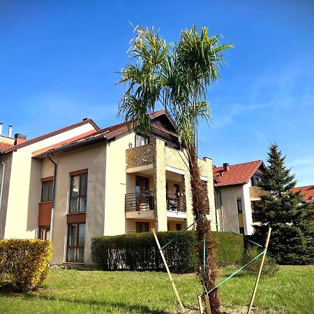 Luxus Golf Apartment Bük Екстериор снимка