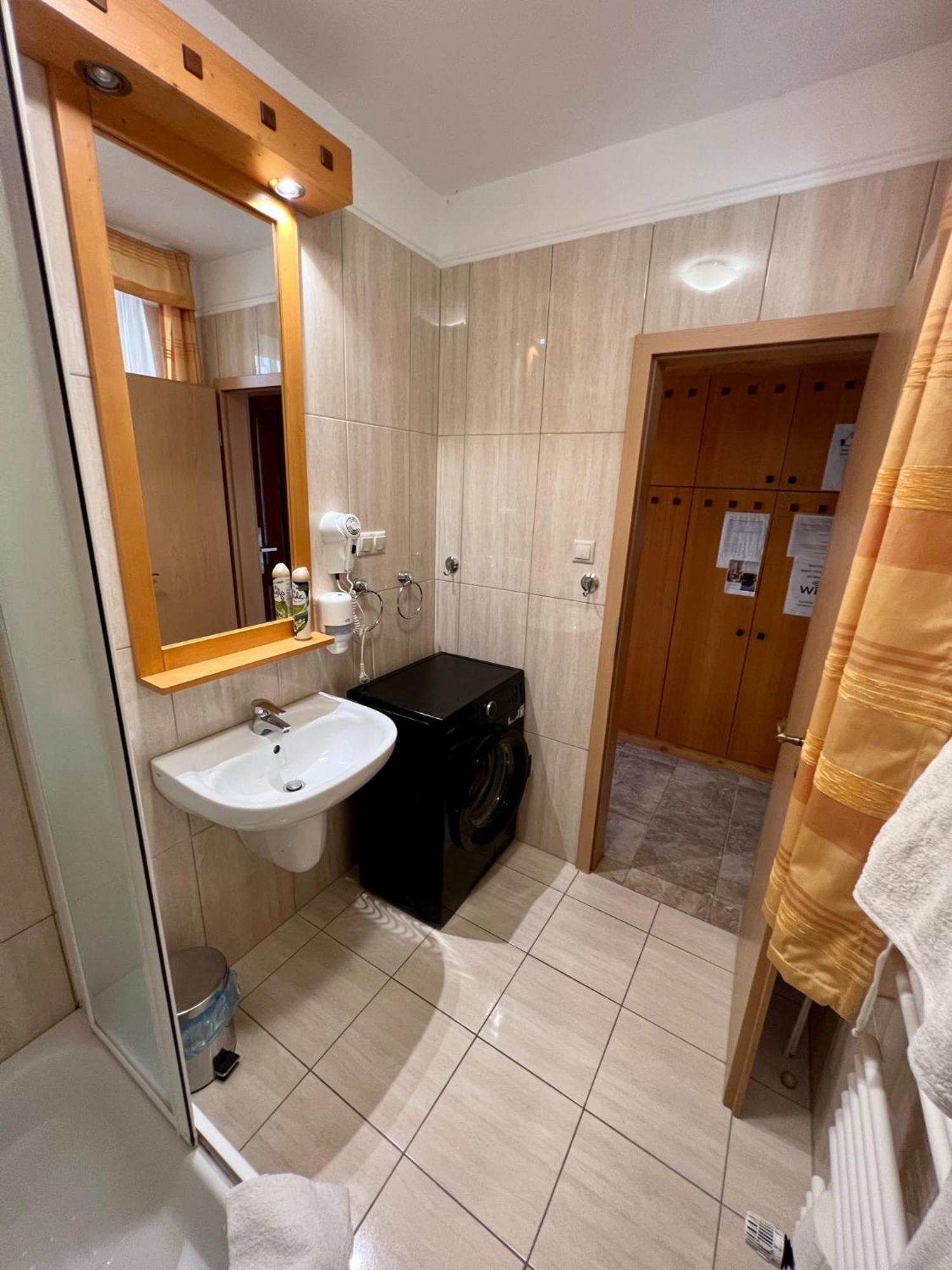 Luxus Golf Apartment Bük Екстериор снимка