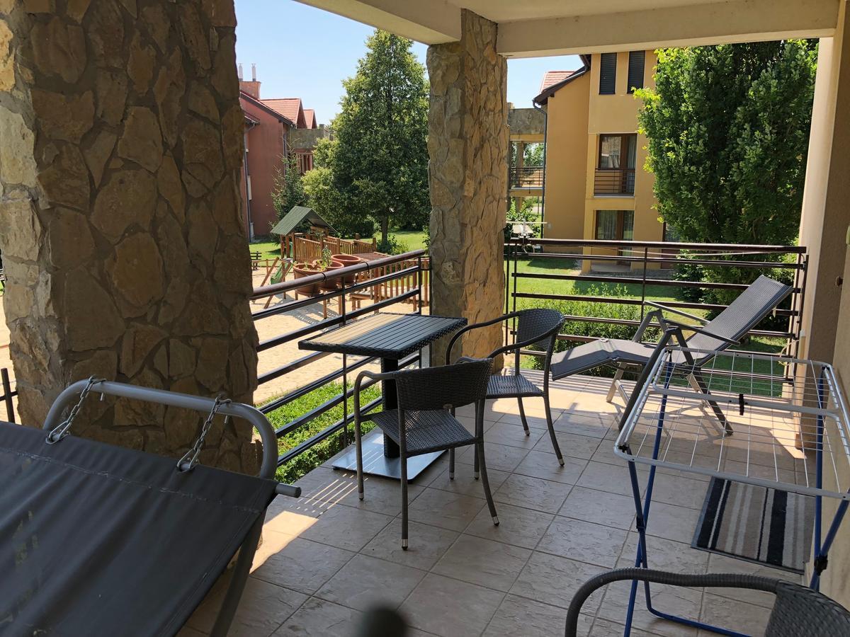 Luxus Golf Apartment Bük Екстериор снимка